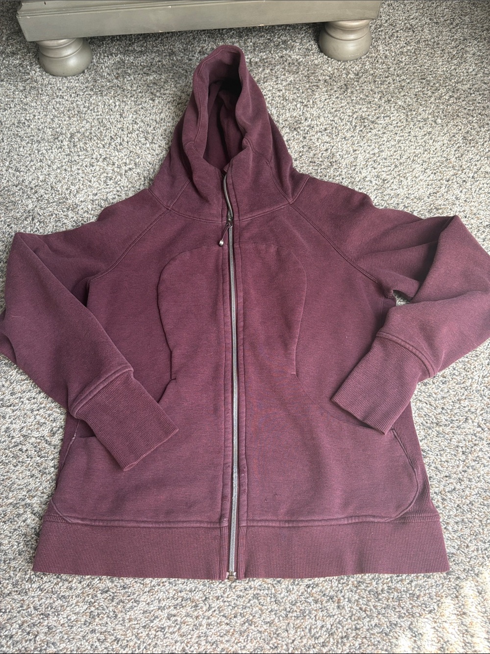 Lululemon Scuba Women's Full-Zip Hoodie in Burgandy